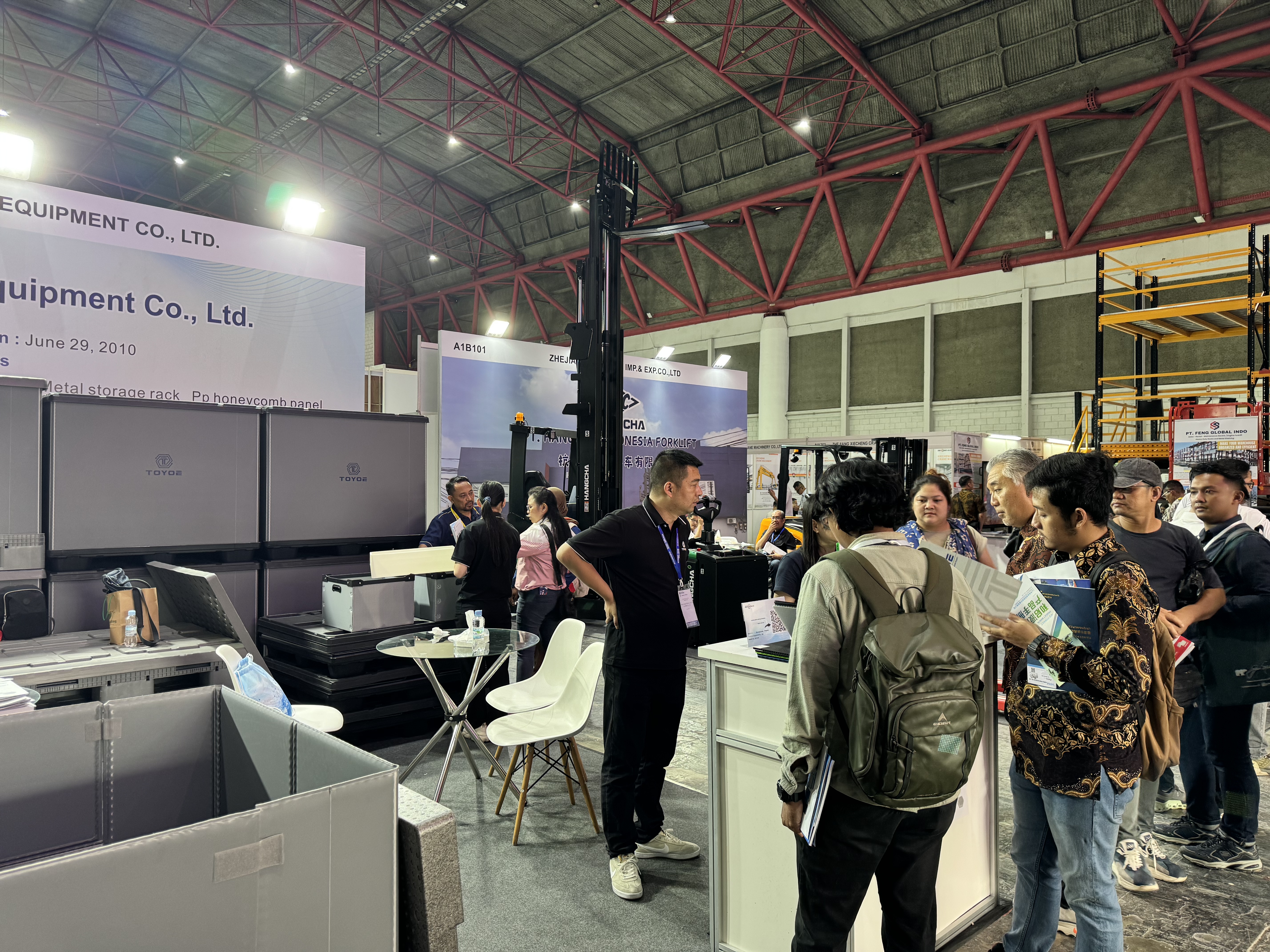 전시회 단체사진